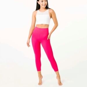 Zyia Active Party Pink Pocket Light n Tight Hi-Rise Capri‎